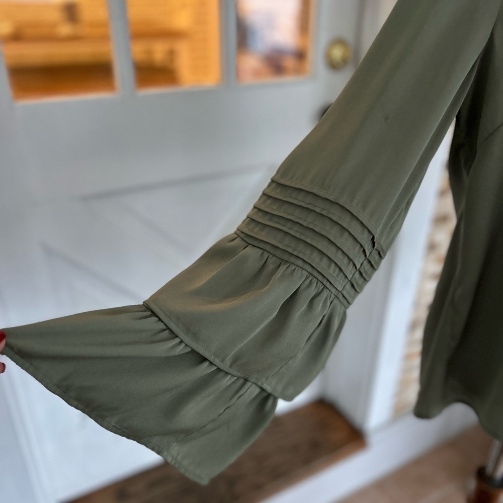 Soft Surroundings Button Front Ruffle Long Sleeve… - image 2